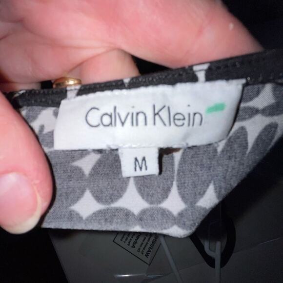 Calvin Klein black & white sleeveless blouse medium - Picture 4 of 5